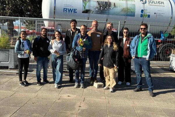 1758008723899 1758008723899